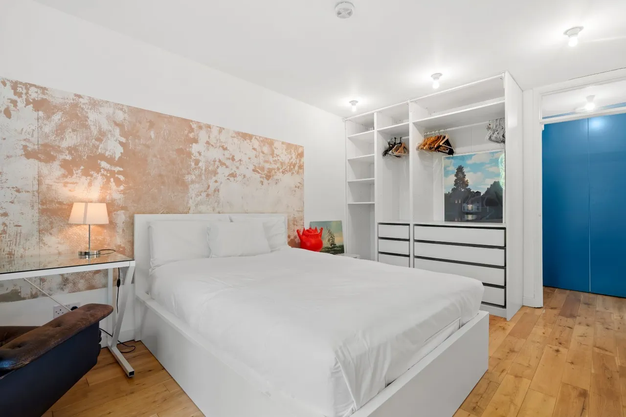 Liverpool Road, London, N1, photo 16