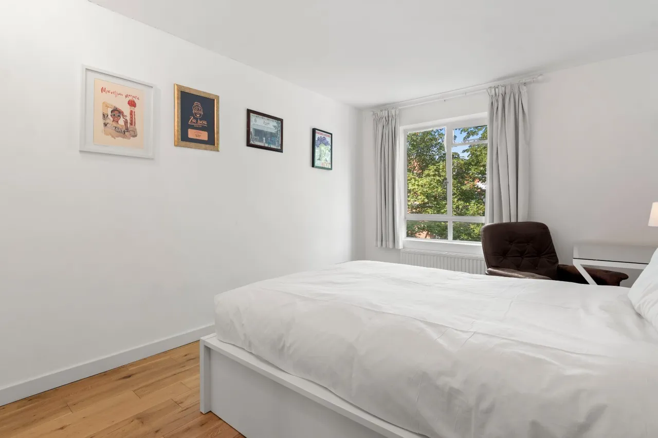 Liverpool Road, London, N1, photo 15
