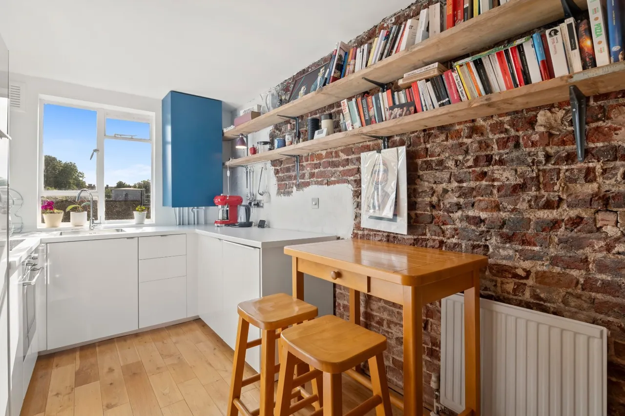 Liverpool Road, London, N1, photo 9