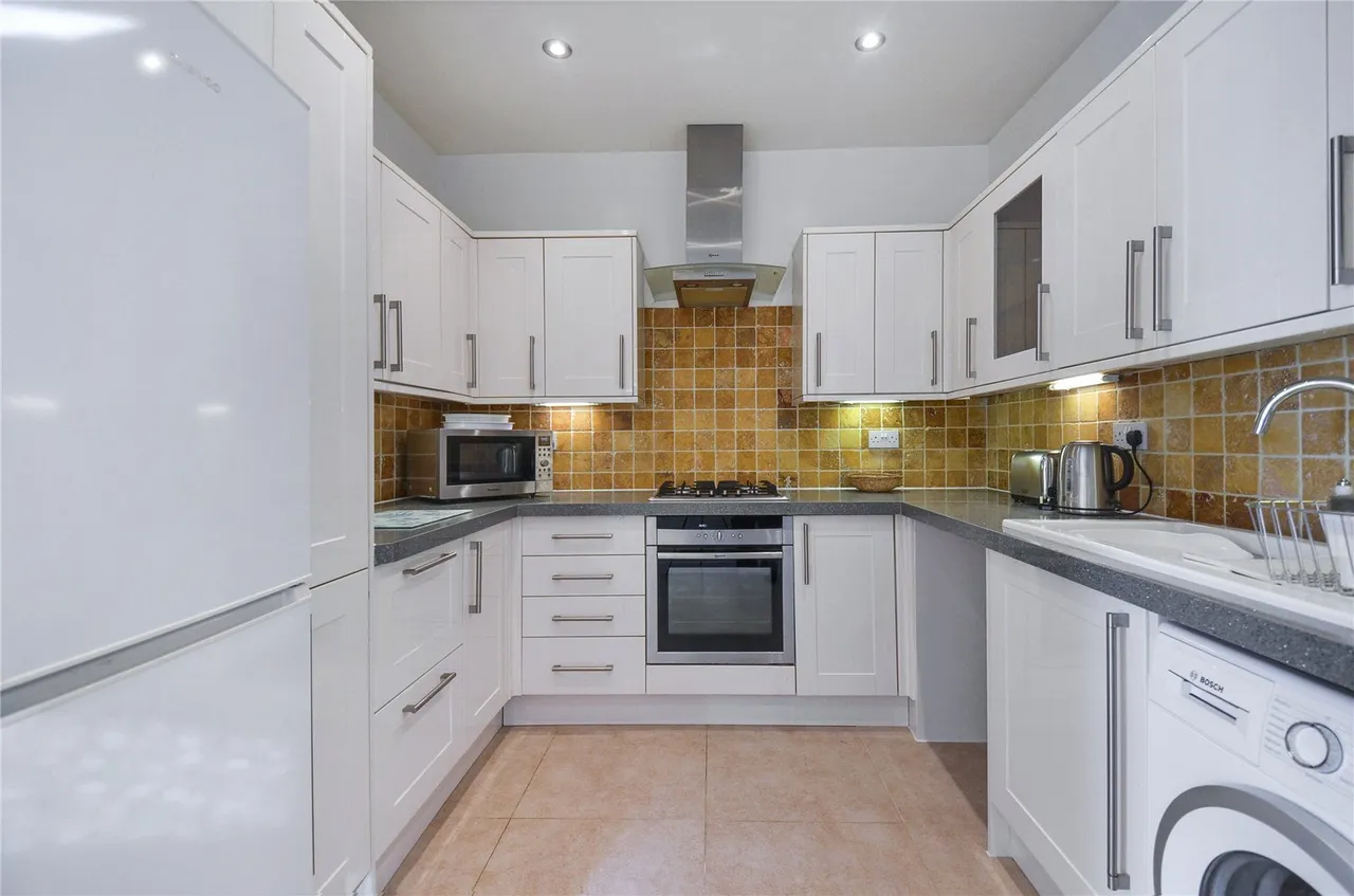 Riverdale Road, DA8, photo 3
