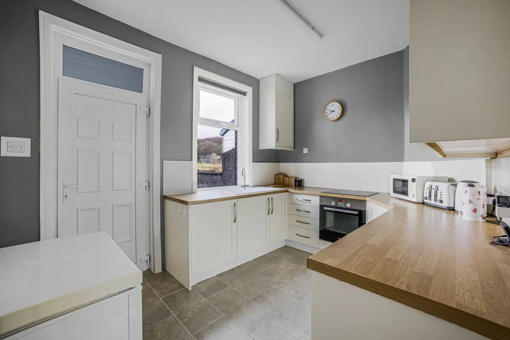 Todmorden Road, Littleborough OL15 9EG, photo 6