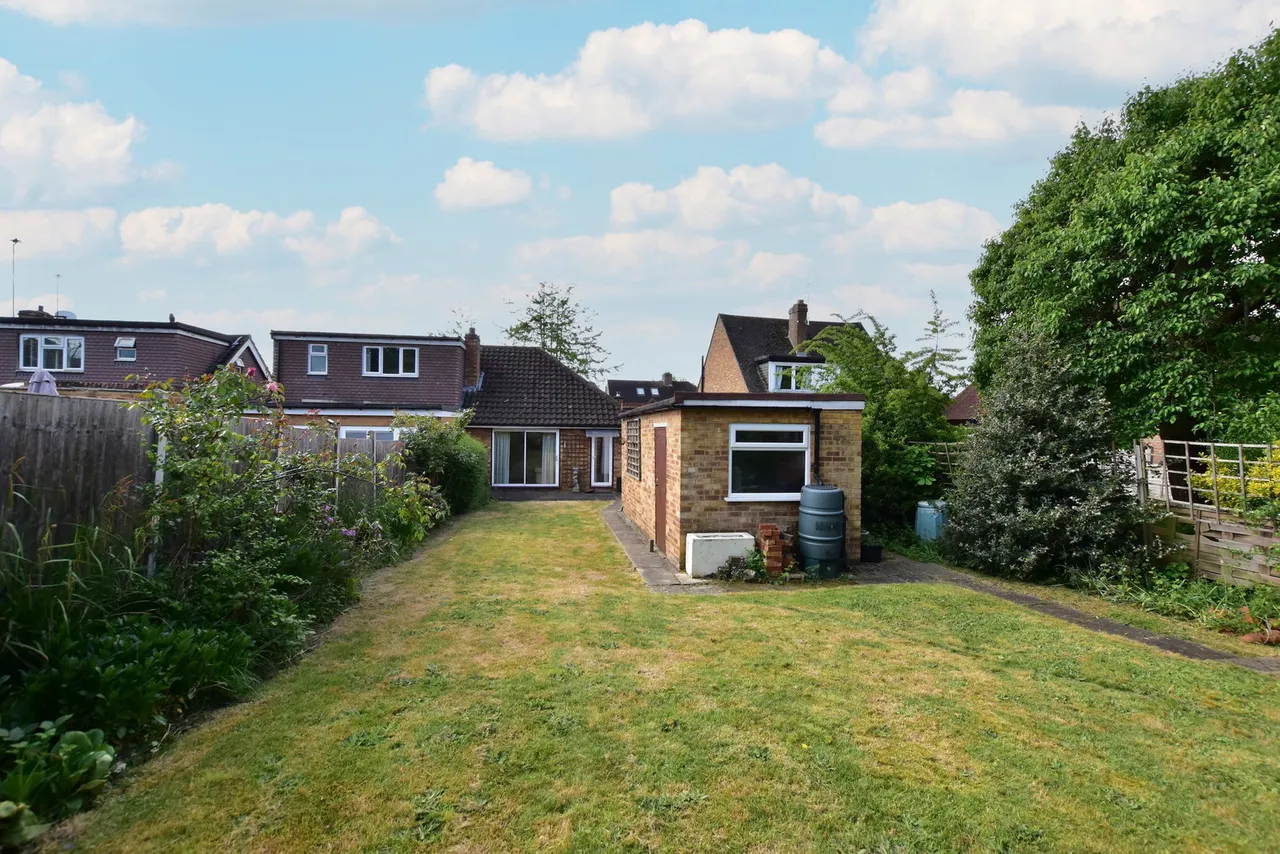 Wood Rise, Eastcote, HA5, photo 9