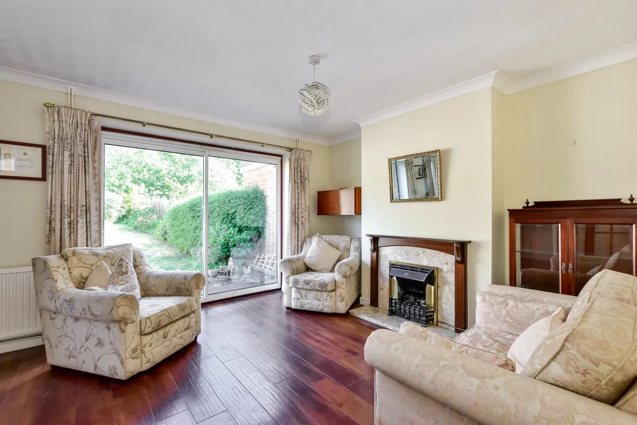 Wood Rise, Eastcote, HA5, photo 3