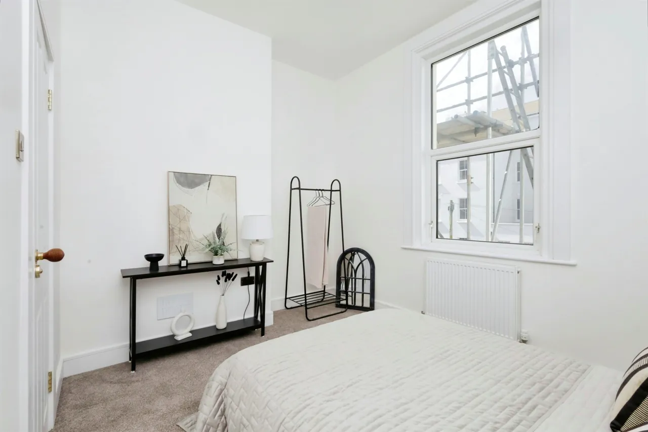 Burlington Place, Eastbourne, photo 8