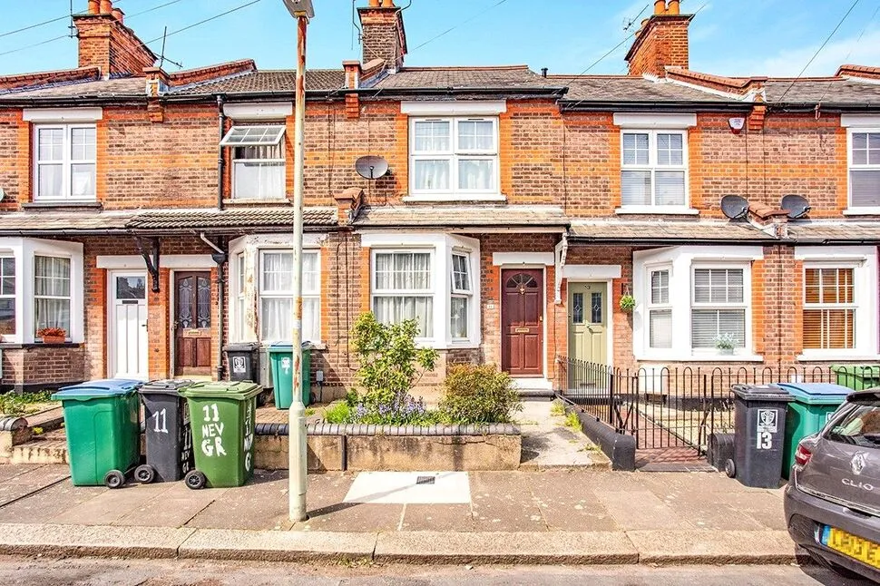 2 bed house for sale, Nevill Grove, Watford, WD24