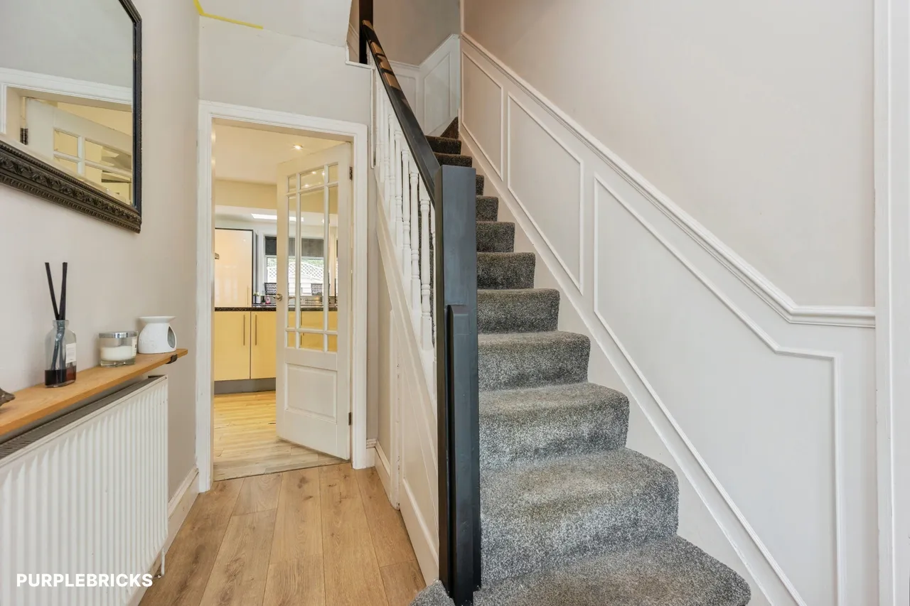 Nicholson Road, Hyde, SK14, photo 12