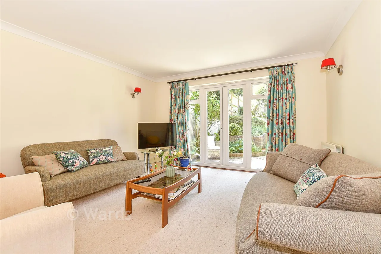 Cowdreys, Tonbridge, TN9, photo 3