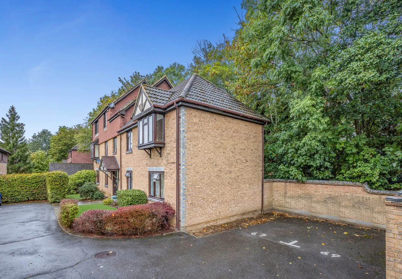 Dairymans Walk, Guildford, GU4, photo 8
