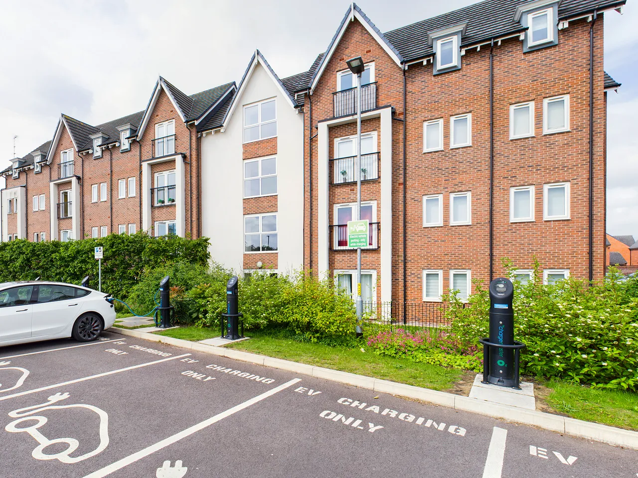 2 bed flat for sale — Rose Creek Gardens, Great Sankey, Warrington, WA5