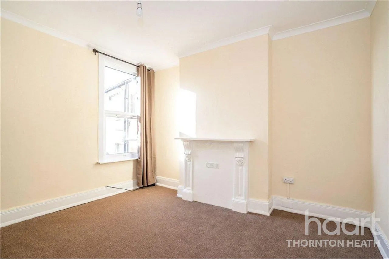 High Street, Thornton Heath, CR7, photo 4
