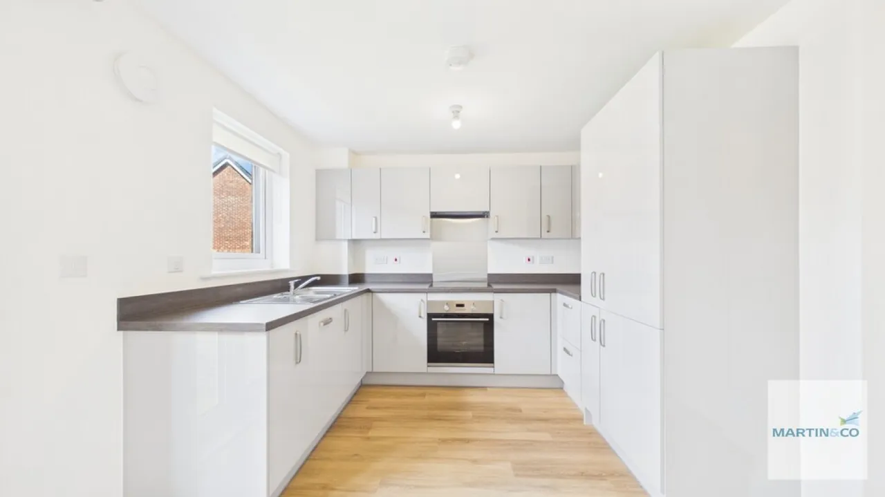 Watts Close, B75, photo 6