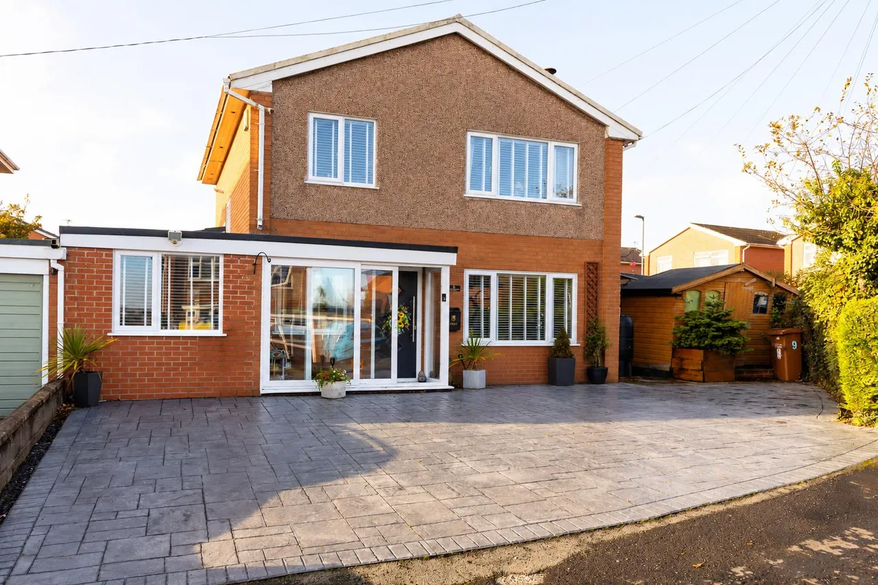 4 bed house for sale, High Croft, Deeside, CH5