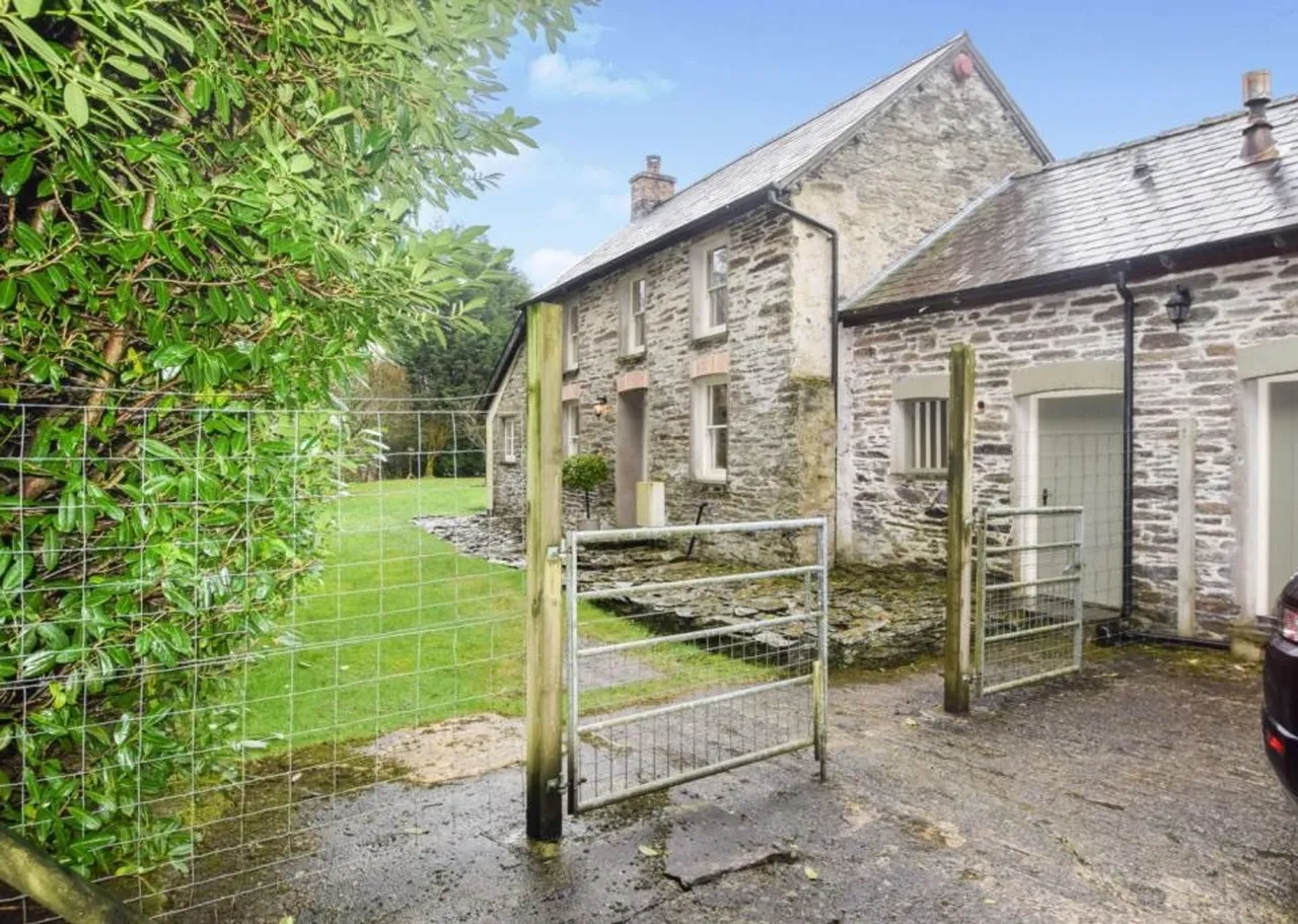 Velindre, Llandysul, SA44, photo 5