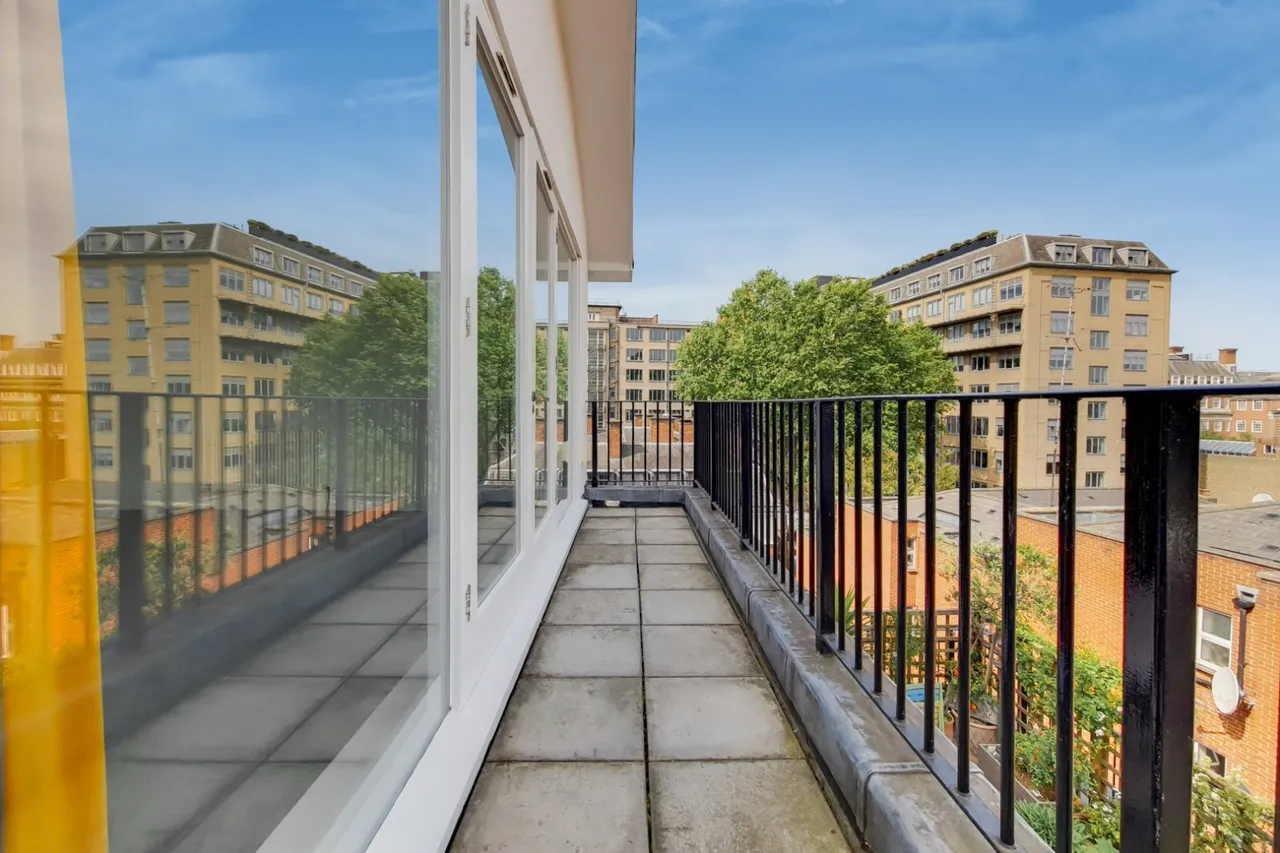 Tavistock Place, London, WC1H, photo 5