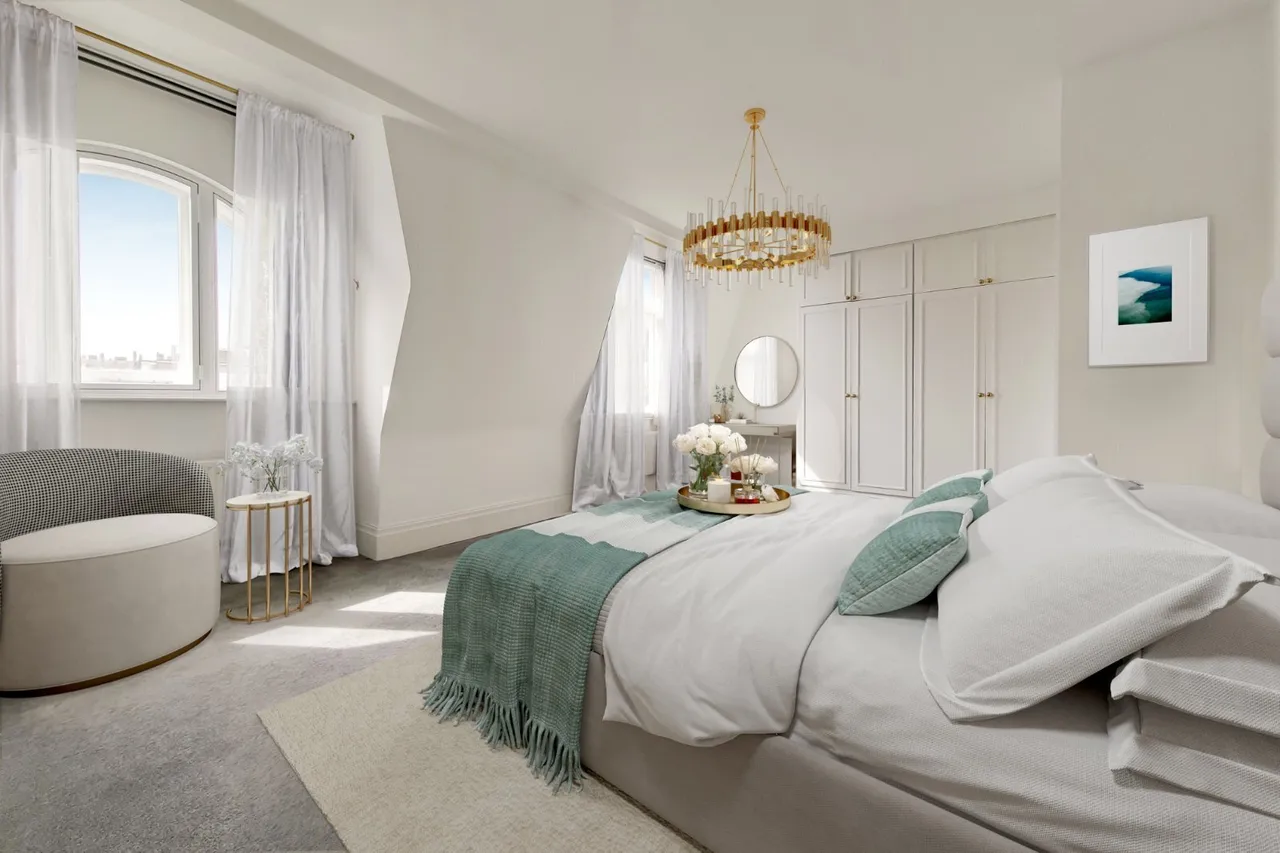 3 bed flat for sale, Tavistock Place, London, WC1H
