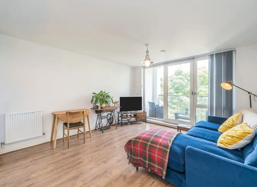 Clayponds Lane, Brentford, TW8, photo 3