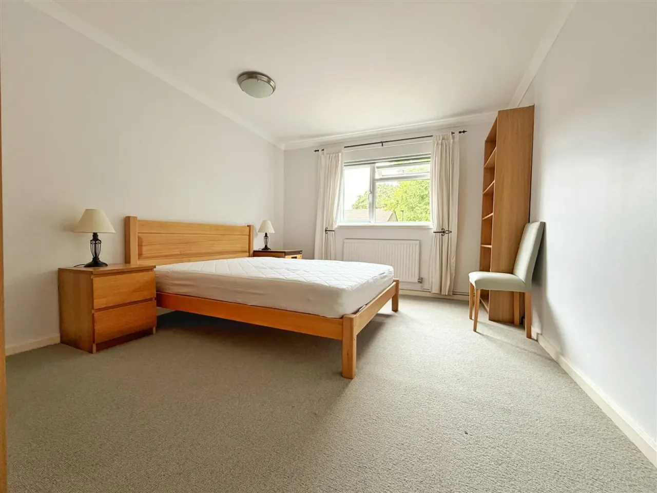 William Court, Buckingham Close, London, photo 2