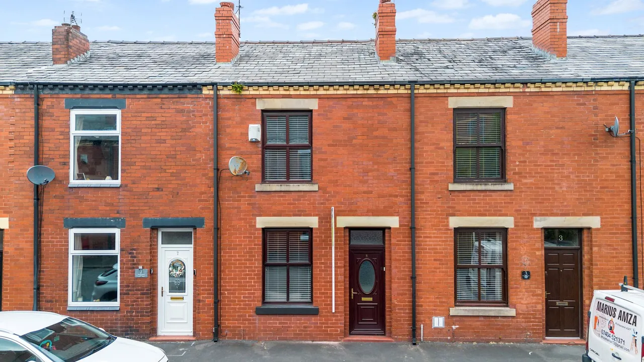 2 bed house for sale — Severn Street, Leigh, Leigh, WN7 2DX