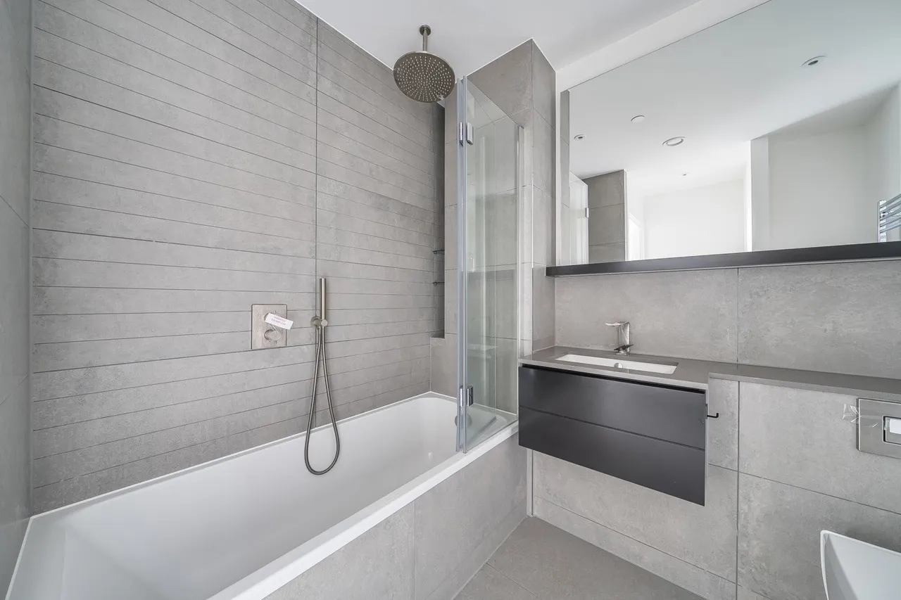 Crimscott Street, SE1, photo 13