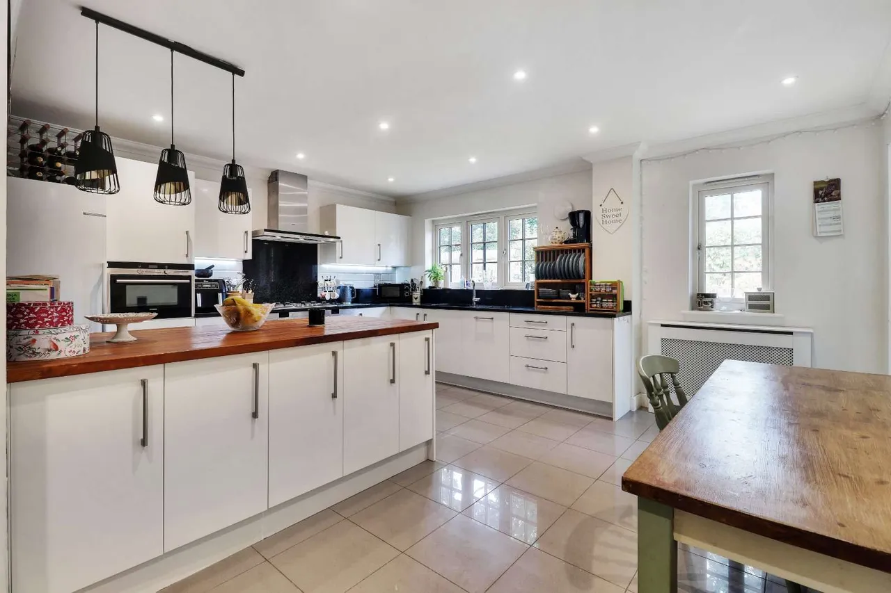 Parsonage Croft, Etchingham, East Sussex, TN19 7BY, photo 6