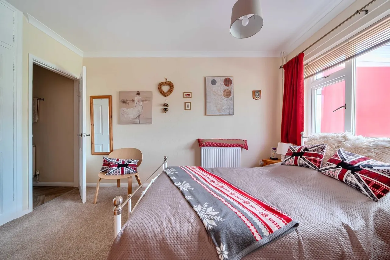 Aerodrome Road, Hawkinge, CT18, photo 12