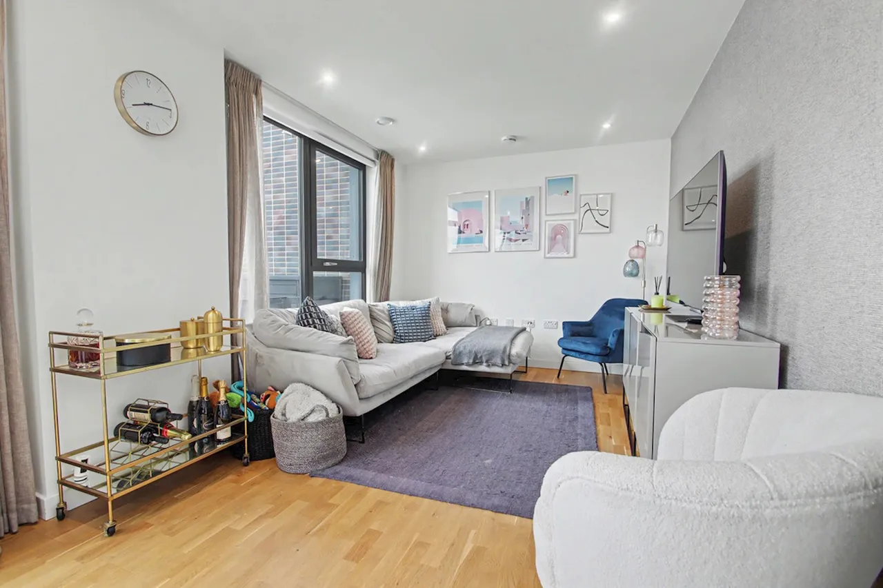 Hawthorne Crescent, photo 8