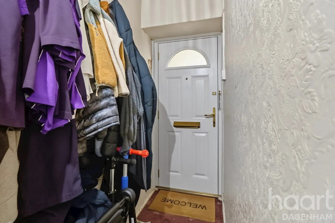 Maybury Road, Barking, IG11, photo 6