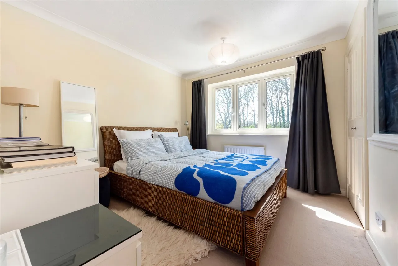 Graffham Close, Chichester, PO19, photo 8