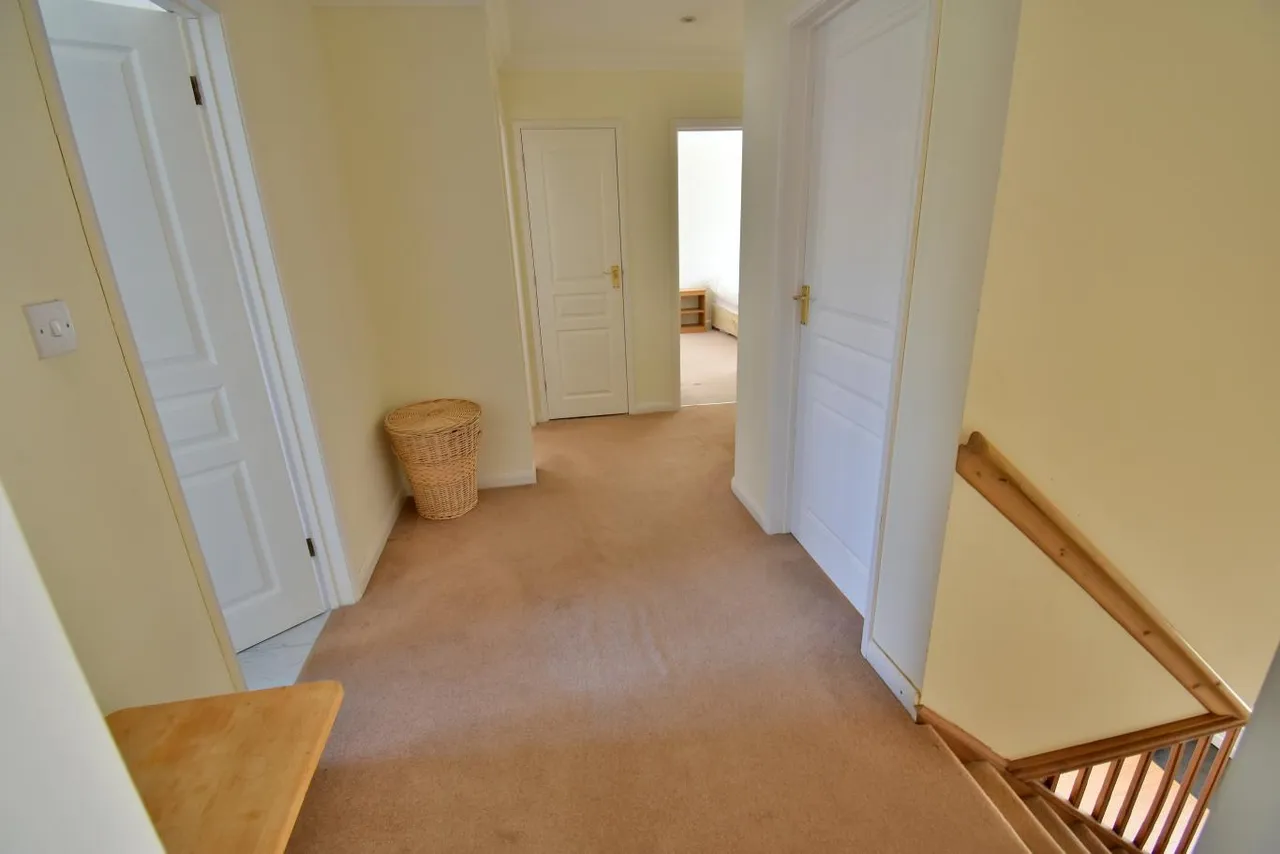 Wincombe Drive, BH22, photo 14