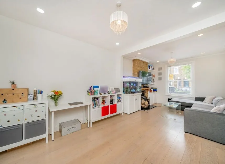 Milton Road, Wimbledon, SW19, photo 3