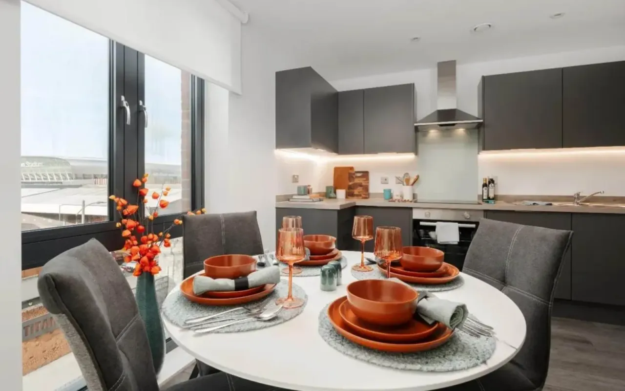 3 bed flat to rent — *RENT TO BUY* Wellington Wharf, Liver...
