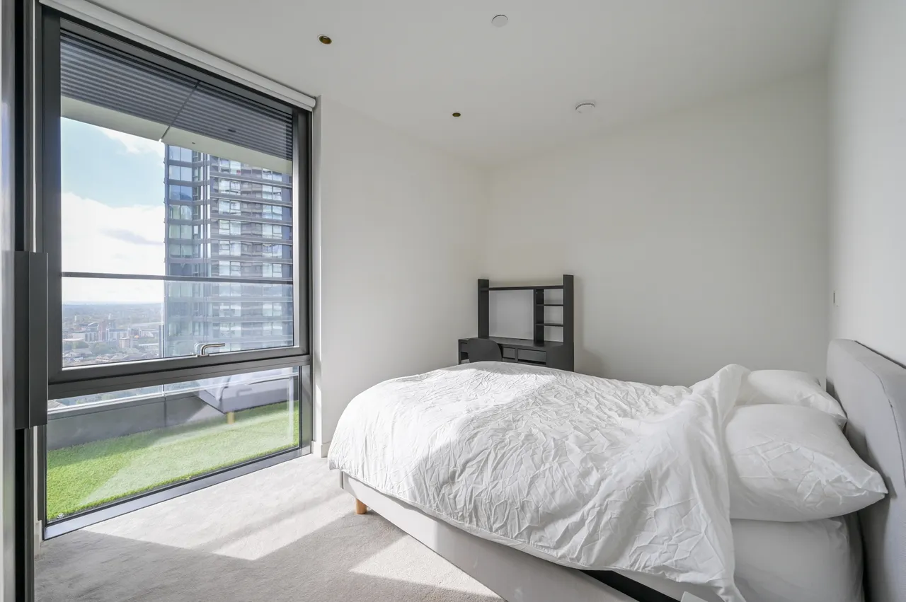 London, E14, photo 9