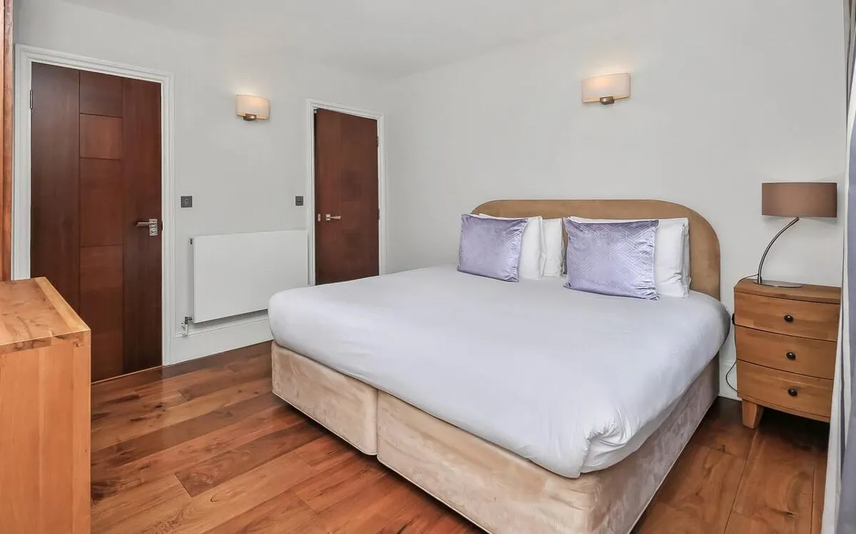 Tavistock Place, London, WC1H, photo 8