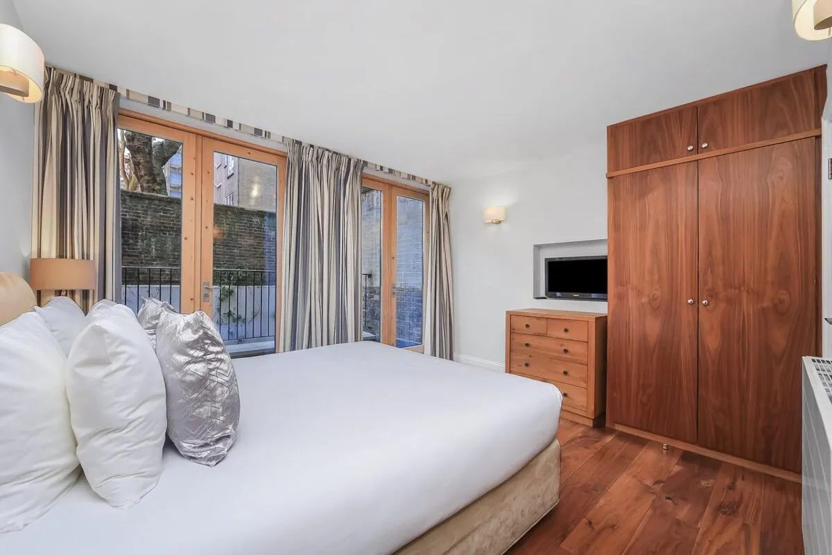 Tavistock Place, London, WC1H, photo 7