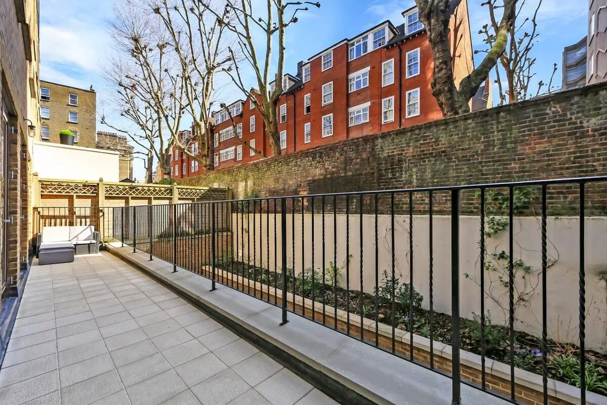 Tavistock Place, London, WC1H, photo 11
