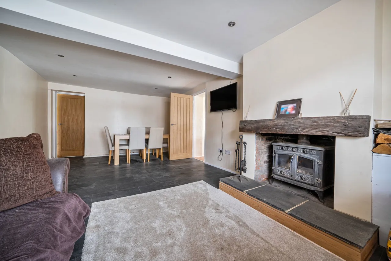 Augustine Road, Minster, photo 9