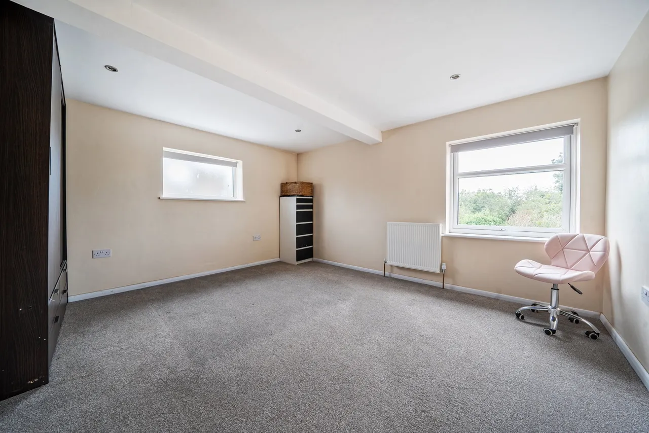 Augustine Road, Minster, photo 15