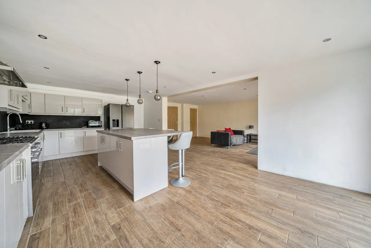 Augustine Road, Minster, photo 3