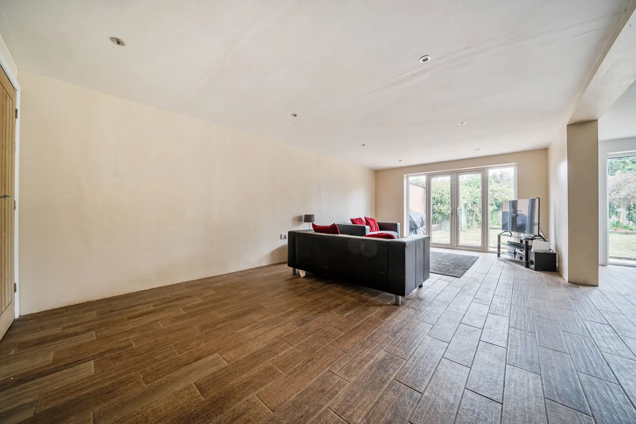 Augustine Road, Minster, photo 7
