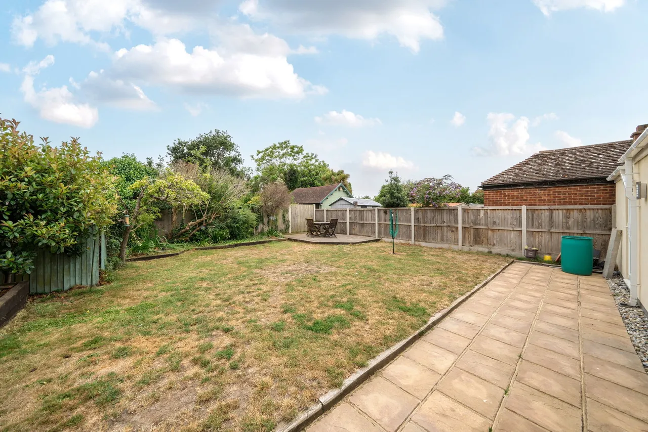 Augustine Road, Minster, photo 5