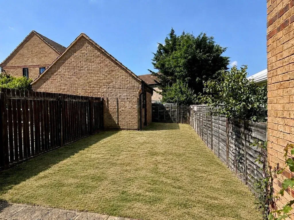 Milecastle, Bancroft, Milton Keynes, Buckinghamshire, MK13 0QN, photo 4