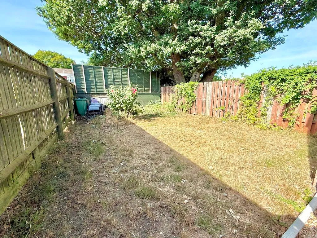 St. Andrews Close, Slip End LU1 4DE, photo 14