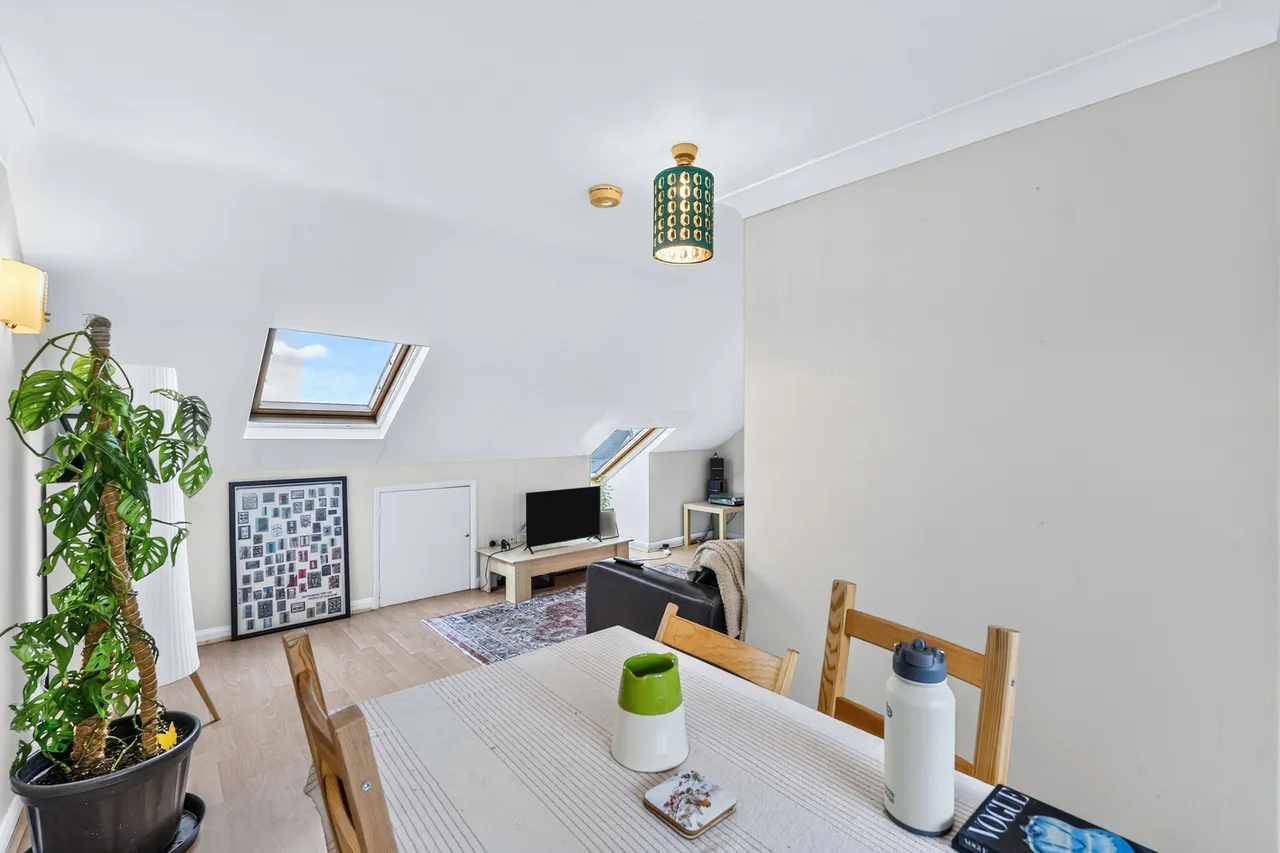 1 bed flat to rent — Tooting Bec Road, London, SW17