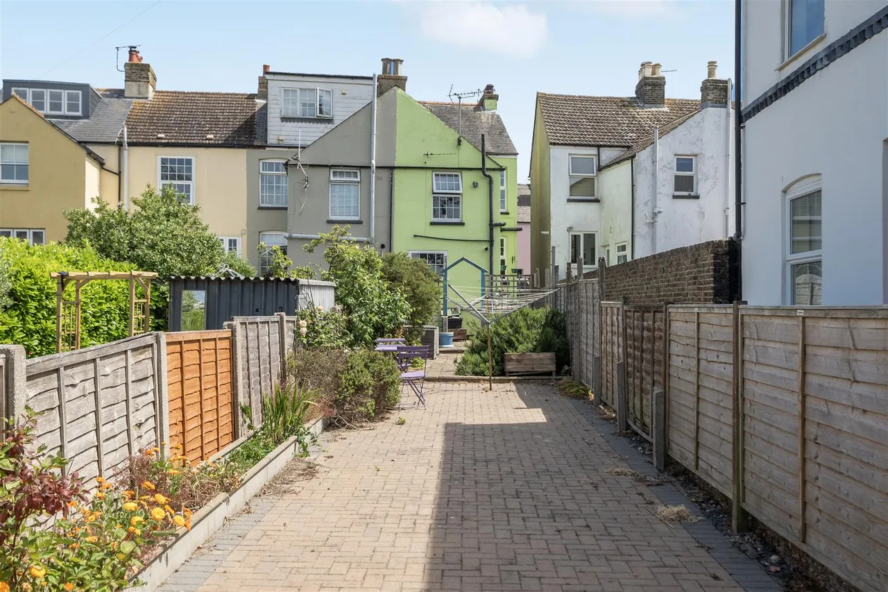 Campbell Road, Walmer, Deal, CT14 7EG, photo 19
