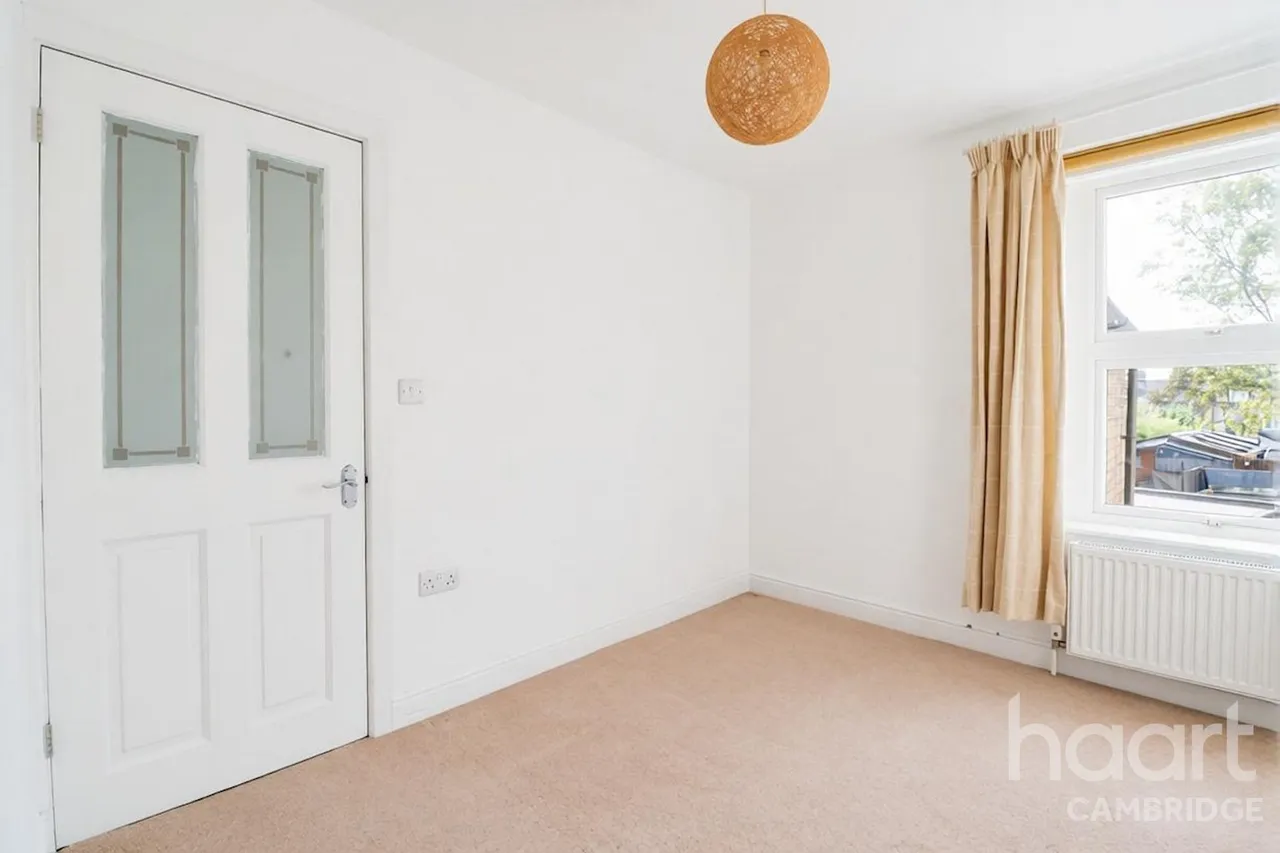 River Lane, CB5, photo 12