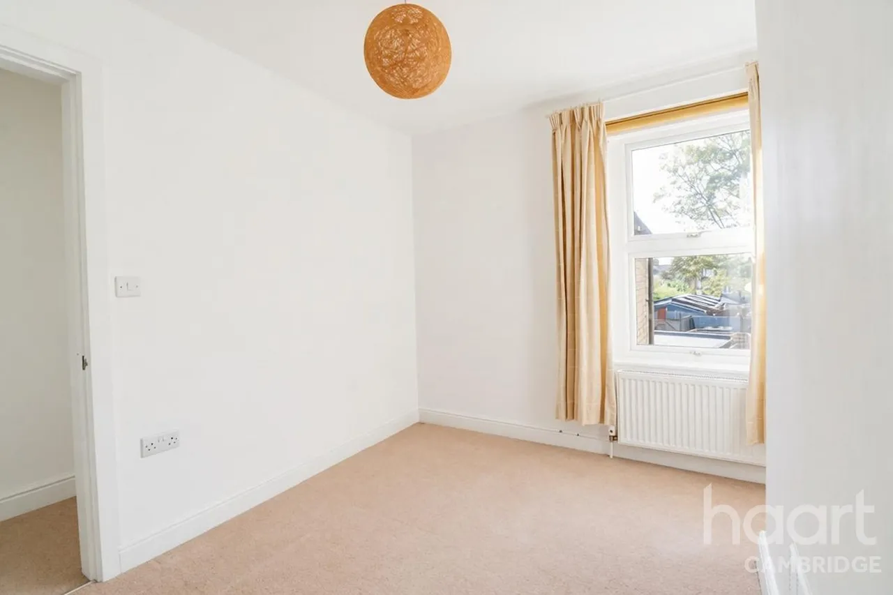 River Lane, CB5, photo 11