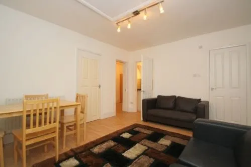 Archway Road, Highgate, N6 4ER, photo 3