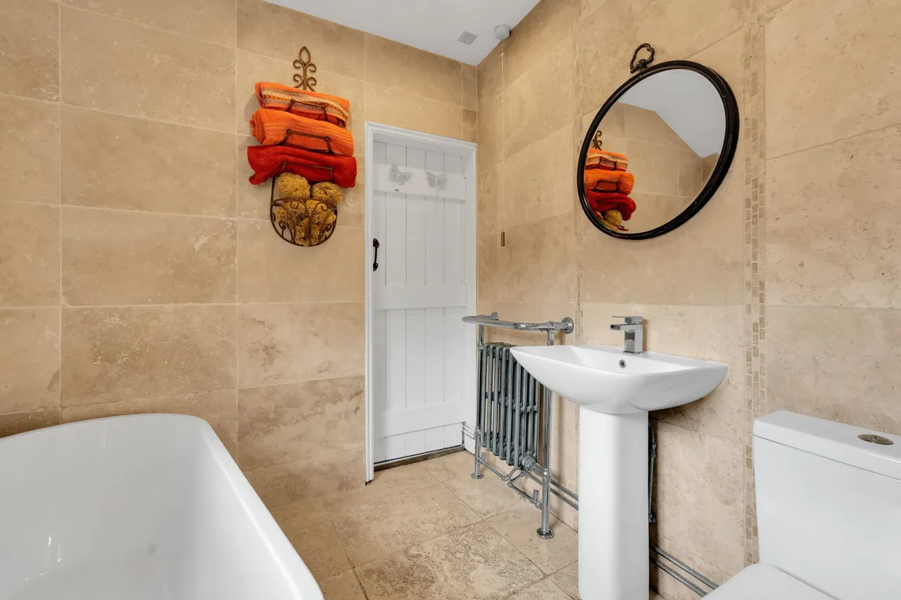 Prospect Place, Pontypool, photo 10