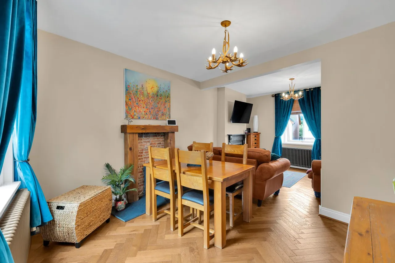 Prospect Place, Pontypool, photo 5