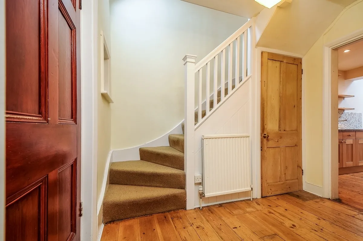 Pathfields Haslemere, GU27, photo 5